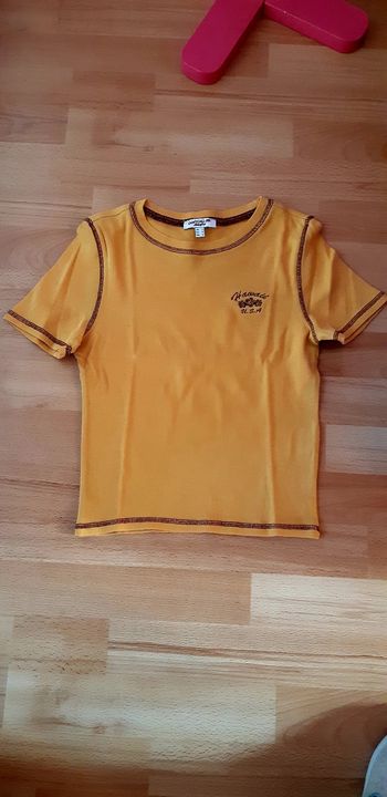 Tee-shirt taille S Neuf Jennyfer
