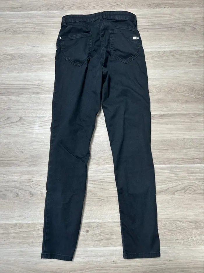 Jean noir breal taille 36 - photo numéro 3