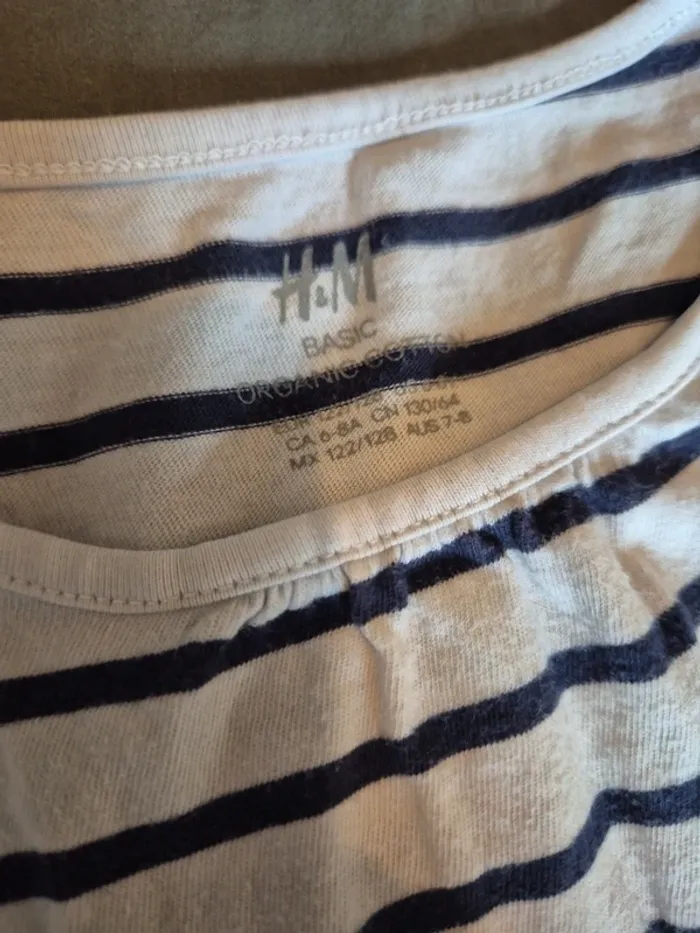 Robe H&M 7/8 ans - photo numéro 2