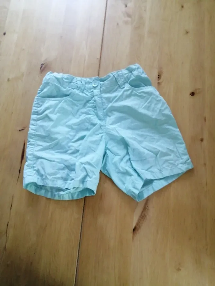 Short vert d'eau