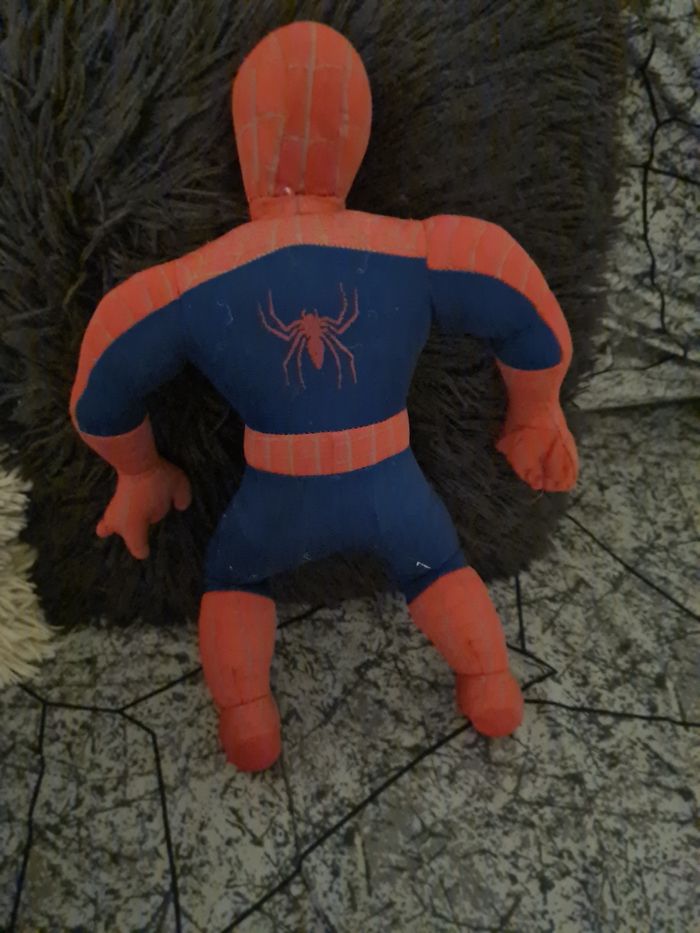 Peluche spiderman - photo numéro 2