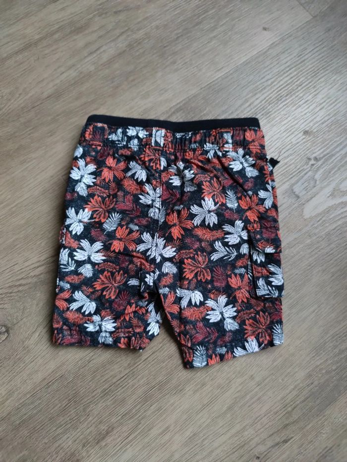 Short 6 mois - photo numéro 2