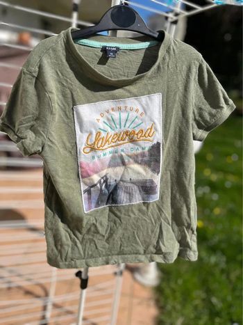T shirt kaki taille 8 ans Kiabi