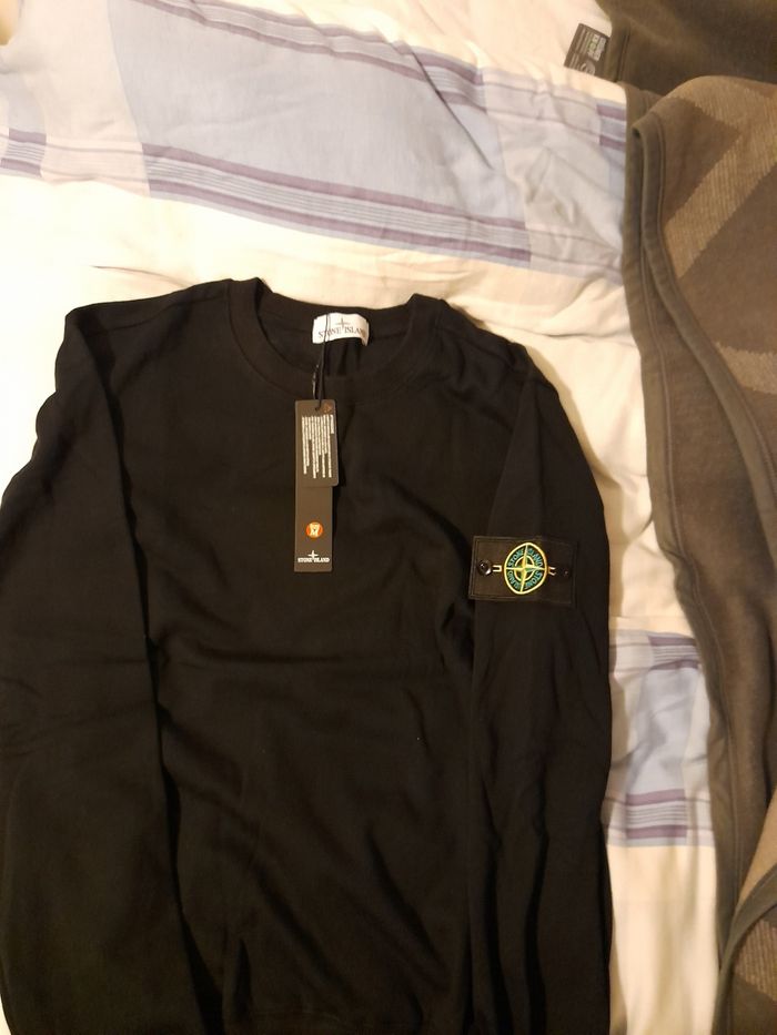 Pull stone Island neuf - photo numéro 2