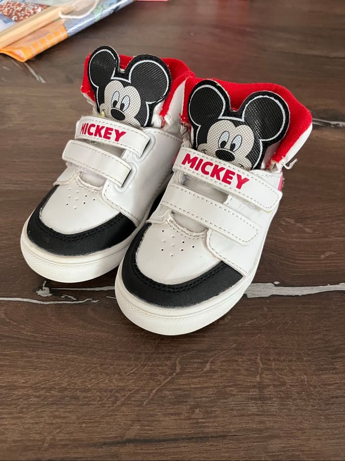Baskets montantes Mickey