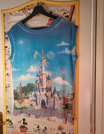 T-shirt Disneyland Paris taille M