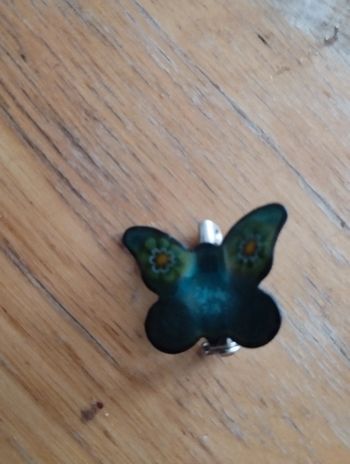 Broche papillon