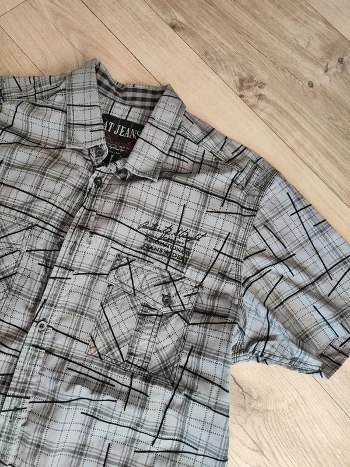 Chemise neuve - photo numéro 2
