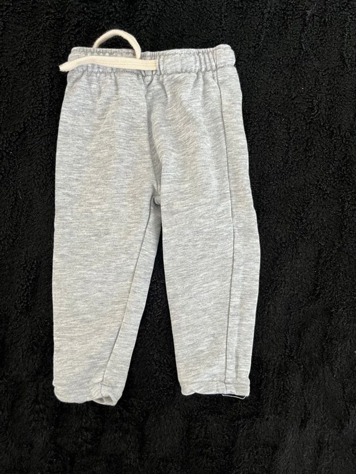 Pantalon taille 9 mois