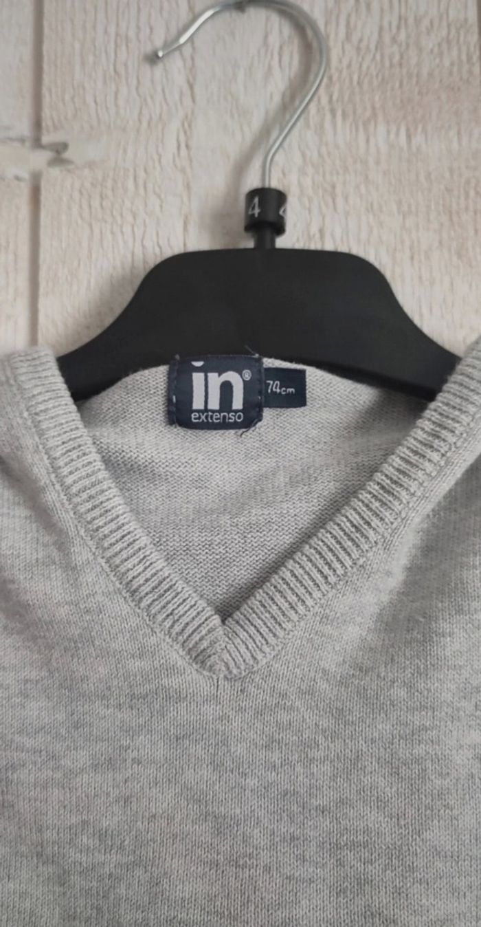 Pull gris col v sans manches avec capuche et poche kangourou in extenso taille 9 mois 74cm - photo numéro 3