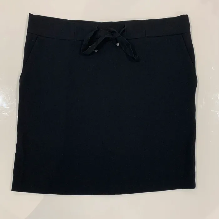 Jupe noire neuve
