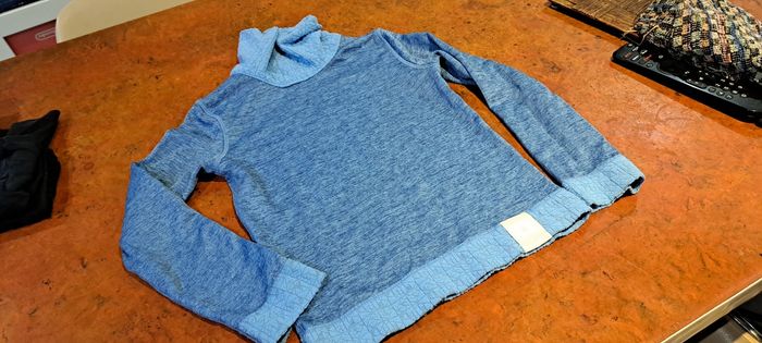 Lot sous pull garçon 8ans - photo numéro 3