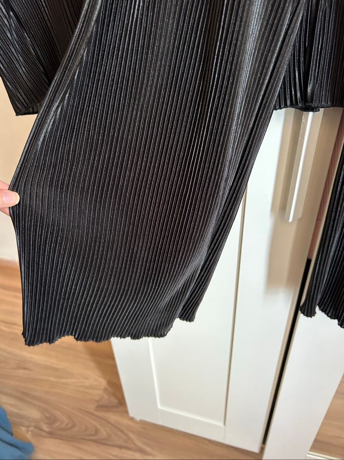 Ensemble noir plissé Chemise et Pantalon Boutique Indépendante Tailles S-M - photo numéro 2
