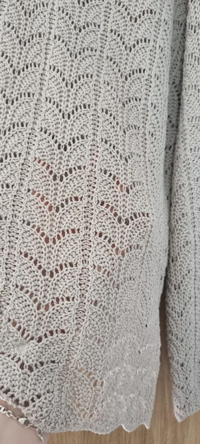 Pull beige rosé ajouré - photo numéro 3