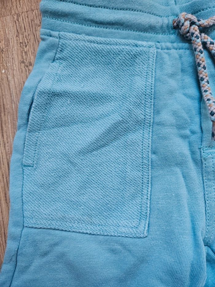 Short bleu clair Kiabi 5 ans - photo numéro 2