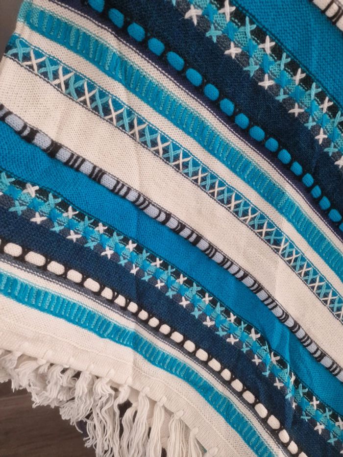 Grand poncho artisanat Pérou - photo numéro 2