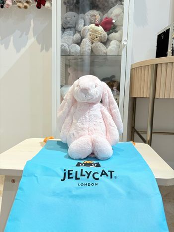 Jellycat bashful pink lapin moyen 