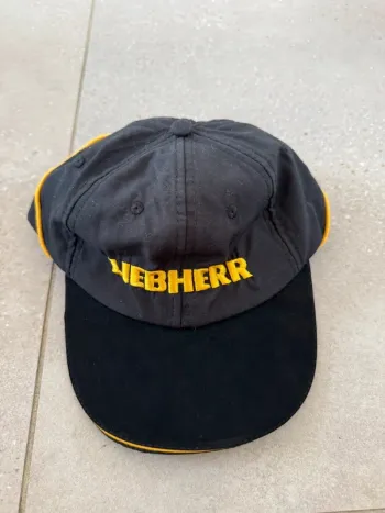 Casquette noire très bon état, taille unique