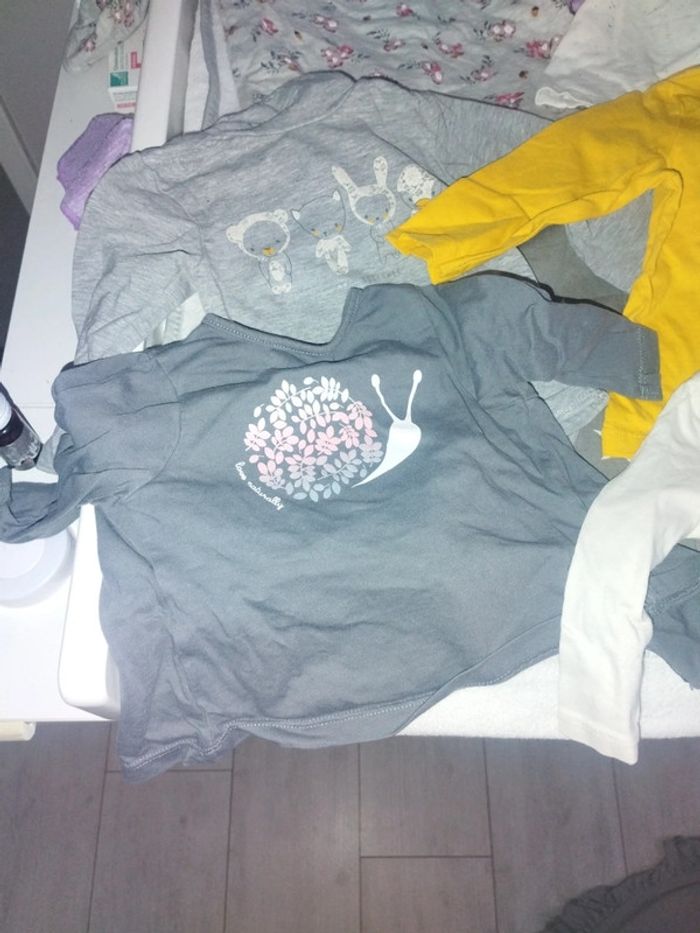 Lot t-shirts manches longues bébé - photo numéro 2