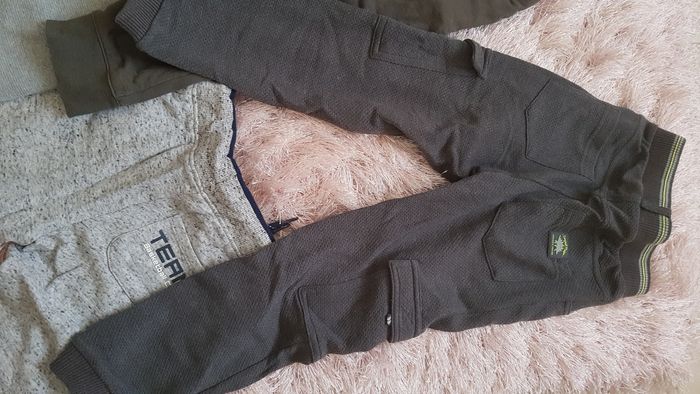 Lot joggings garçon 7 ans - photo numéro 5