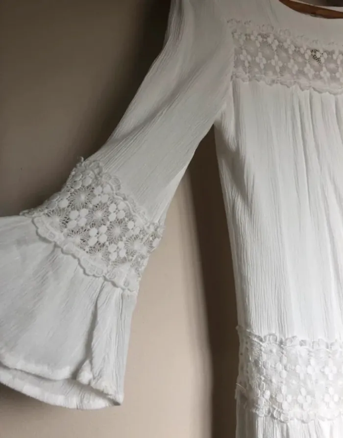 Robe Only 34 - gaze de coton blanc, dentelles, fond de robe - photo numéro 4