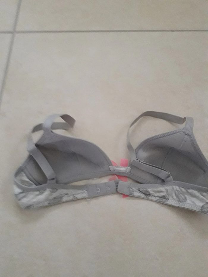 Soutien-gorge t 80A - photo numéro 2