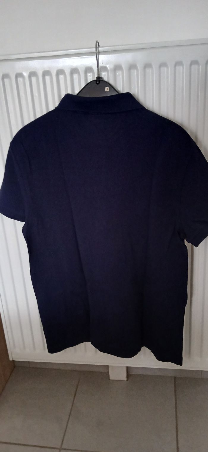 Polo homme Taille M marque Lacoste - photo numéro 3