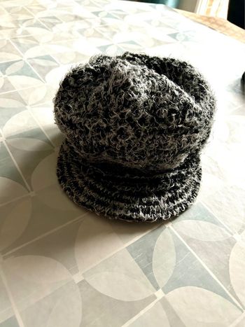 Bonnet noir et blanc femme - neuf
