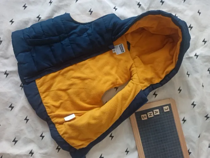 Doudoune sans manches / taille 36 mois / tbe - photo numéro 2