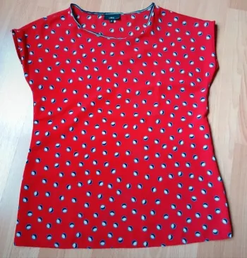 T-shirt léger oversize rouge à motifs
