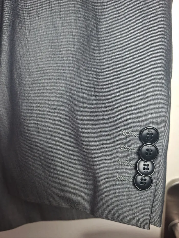 Costume Homme Thierry Mugler – 2 pièces (Veste 48 / Pantalon 44) - photo numéro 6