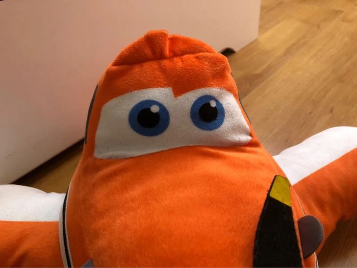Grande peluche Planes en excellent état - photo numéro 3