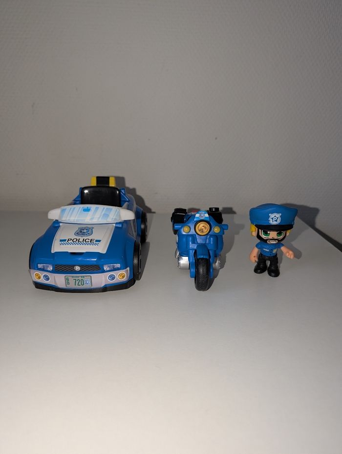Véhicules de police et figurine - Pynypon Action 👮 - photo numéro 3