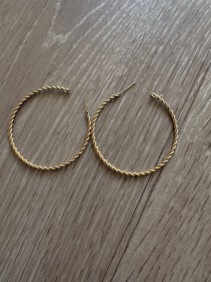 Boucle d’oreille