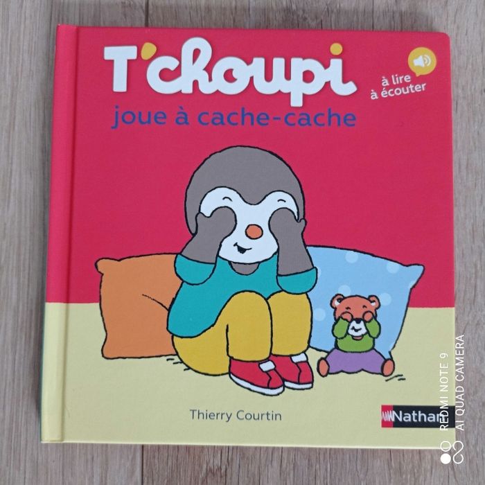 T' choupi joue à cache-cache