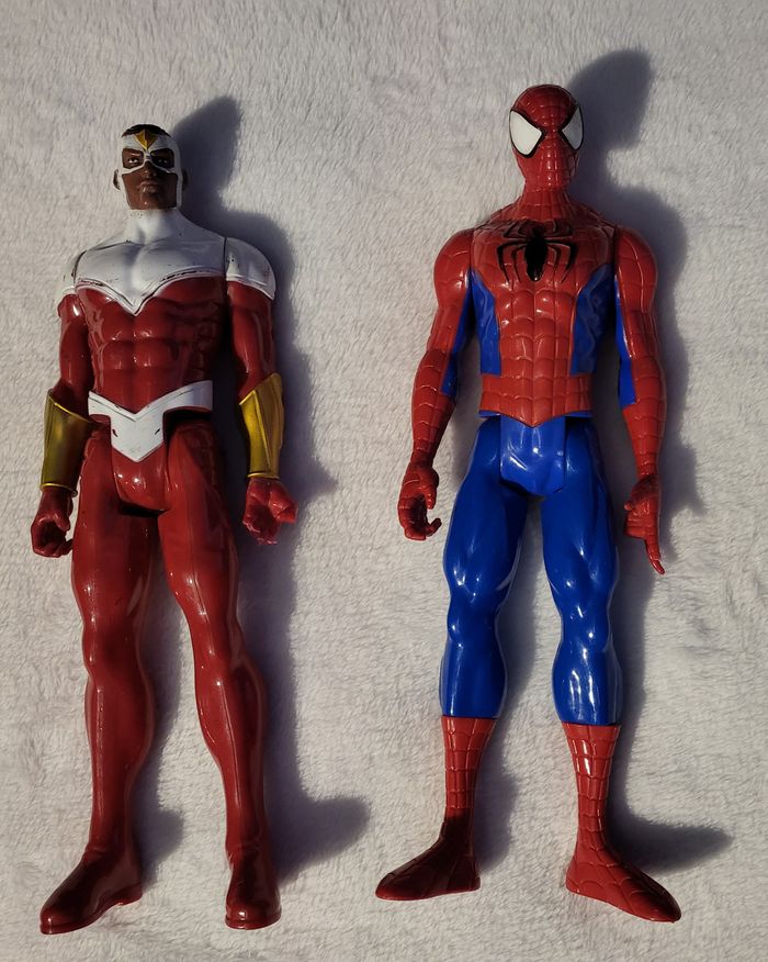 Lot de figurines Marvel