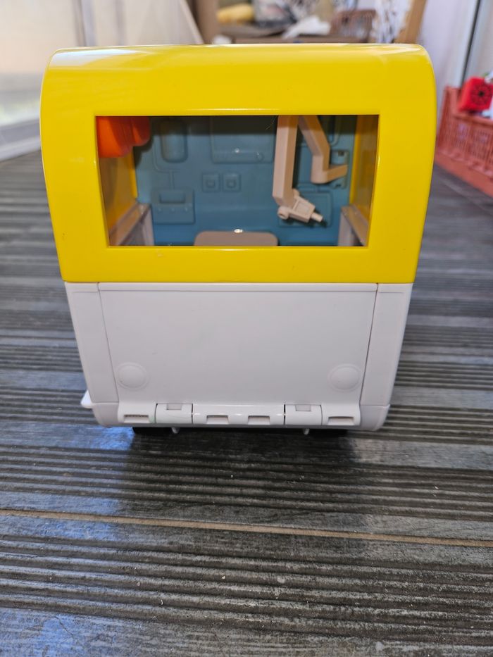 Ambulance peppa pig - photo numéro 6