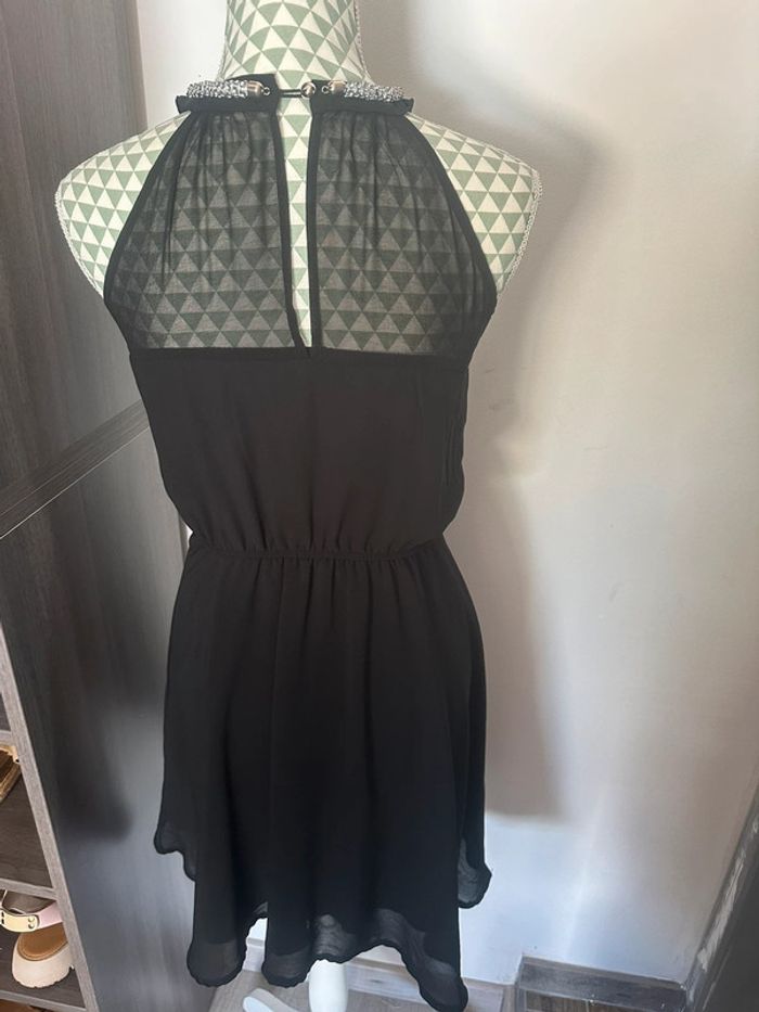 Robe noire - photo numéro 3