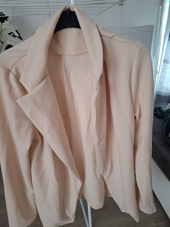 Veste beige - photo numéro 2