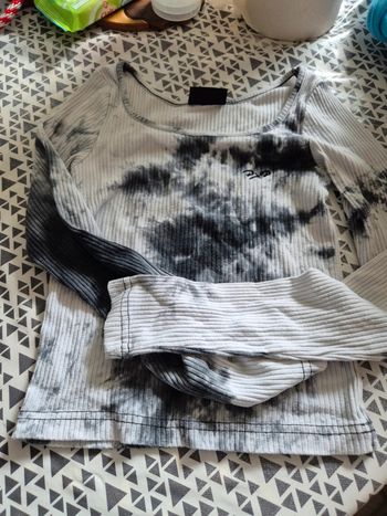 Tee shirt