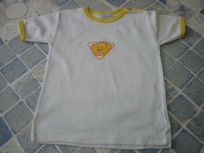 Tee shirt taille 18 mois