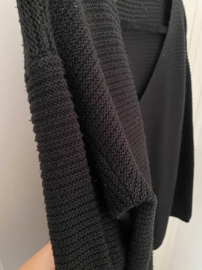 Pull noir col V Véro Moda - photo numéro 3
