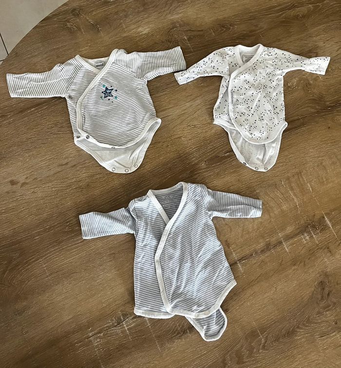 Lot bodies naissance