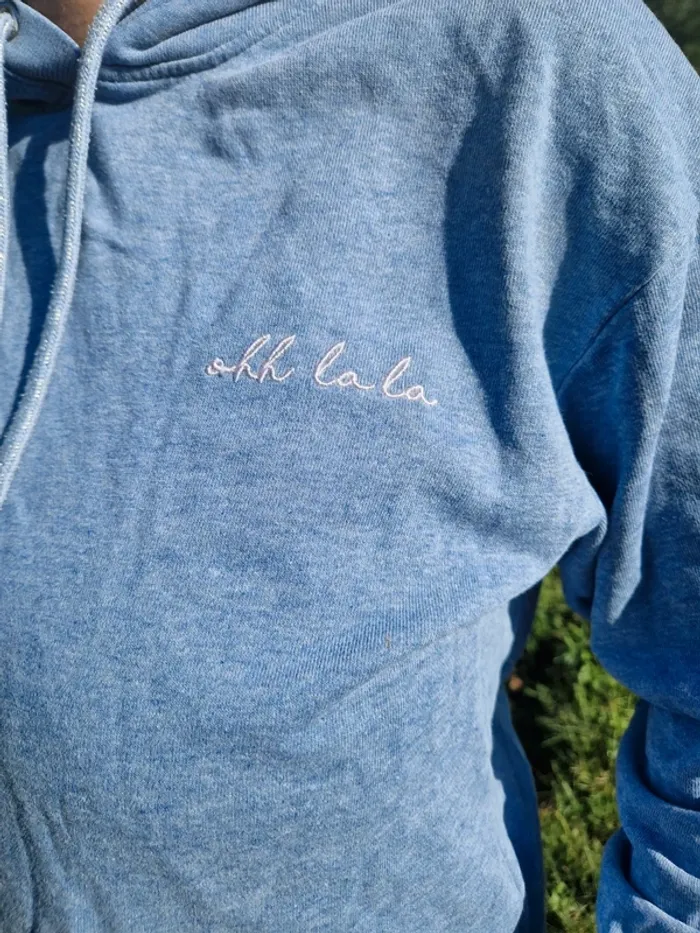 🐙 Pull bleu clair "Ohh lala" Taille 38 - Kiabi 🐙 - photo numéro 3