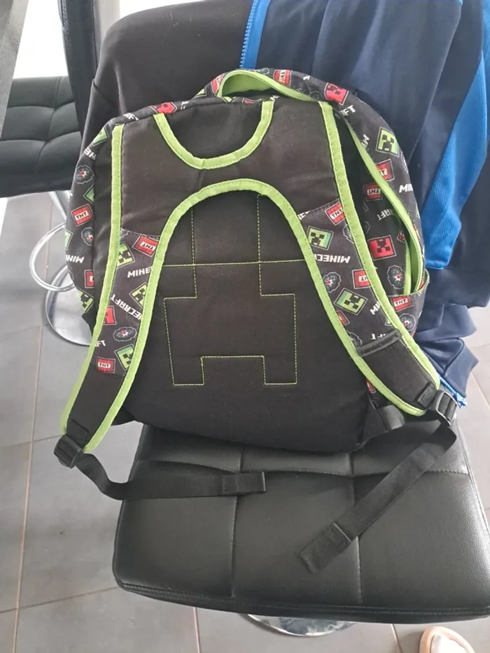 Sac a dos/ cartable - photo numéro 4