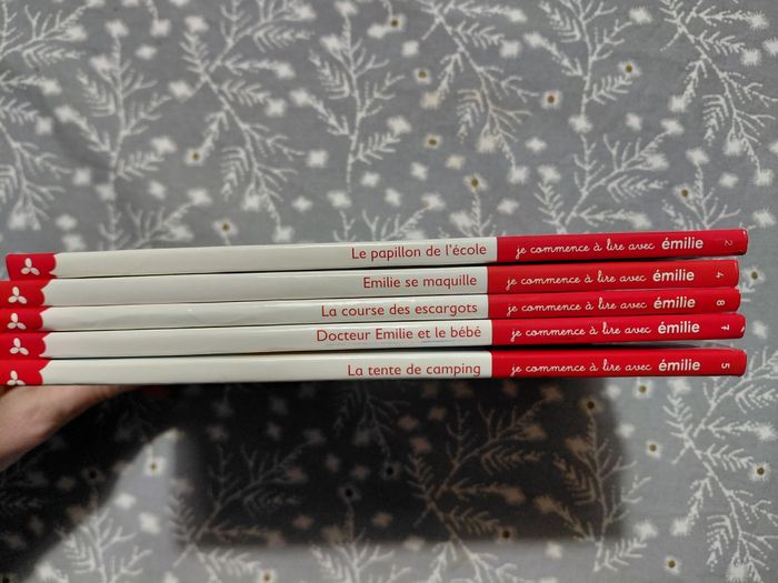 lot de 5 livres Je commence à lire avec Emilie - photo numéro 7