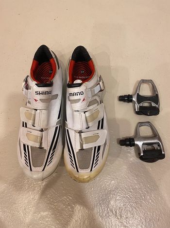 Chaussure vélo route shimano R 320