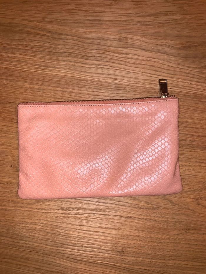 Porte-monnaie/ pochette simili cuir rose femme Stradivarius - photo numéro 3
