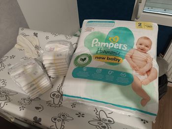 Couche Pampers taille 2