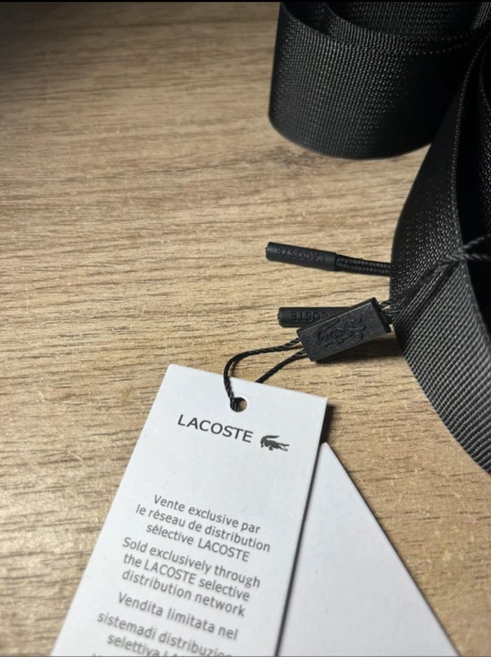 Sacoche Lacoste neuve - photo numéro 3